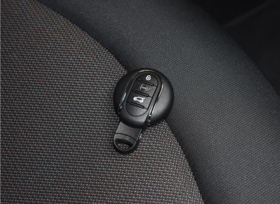 MINI 2022款 1.5T ONE 其他细节类   钥匙