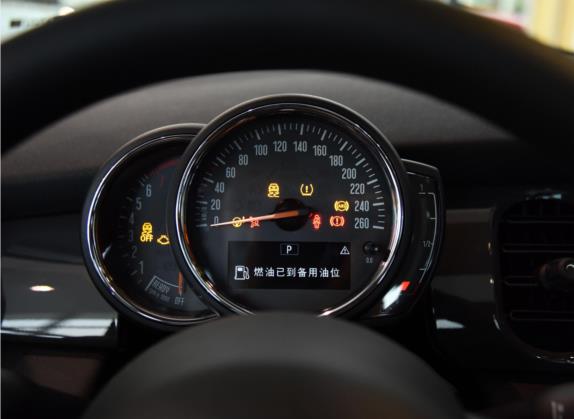 MINI 2022款 1.5T ONE 五门版PLUS 中控类   仪表盘