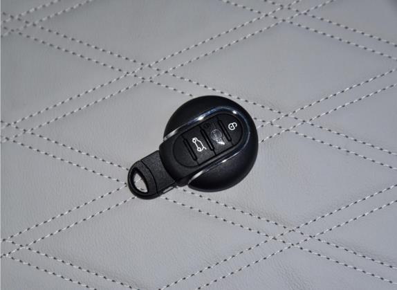 MINI 2022款 2.0T COOPER S 艺术家 五门版 其他细节类   钥匙