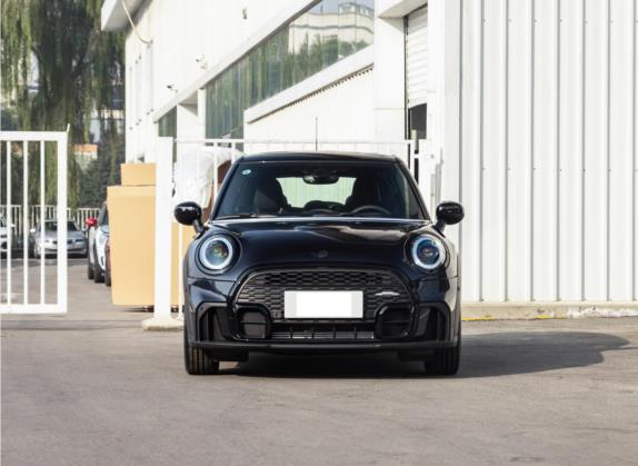 MINI 2022款 1.5T COOPER 黑标特别版 五门版 外观   正前