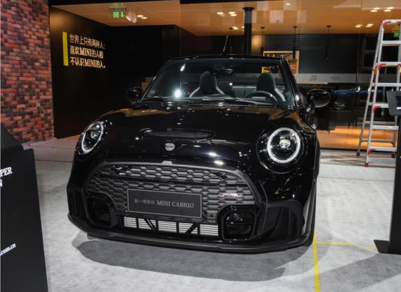 MINI 2022款 2.0T COOPER S CABRIO 黑标特别版 外观   正前