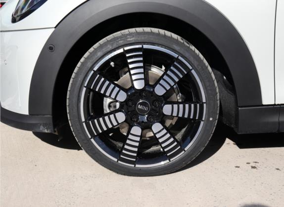MINI 2022款 1.5T COOPER The Coopers 纪念版 其他细节类   前轮