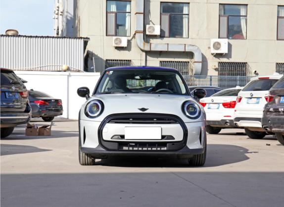 MINI 2022款 1.5T COOPER The Coopers 纪念版 外观   正前