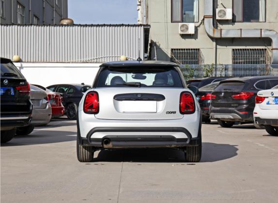 MINI 2022款 1.5T COOPER The Coopers 纪念版 外观   正后