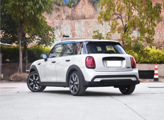 MINI 2022款 1.5T COOPER 五门版 The Coopers 纪念版 外观   斜后