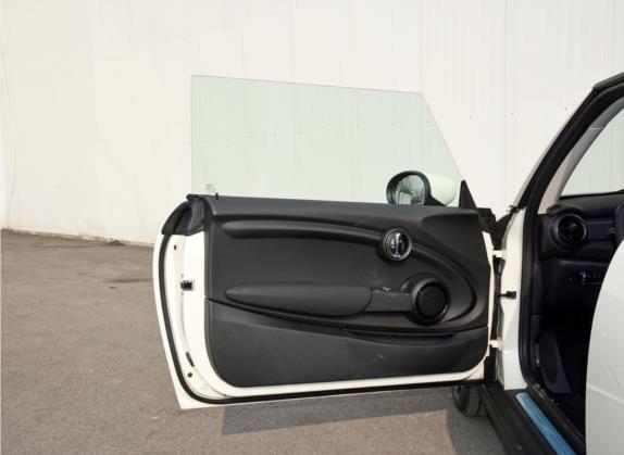 MINI 2022款 改款 1.5T ONE 车厢座椅   前门板