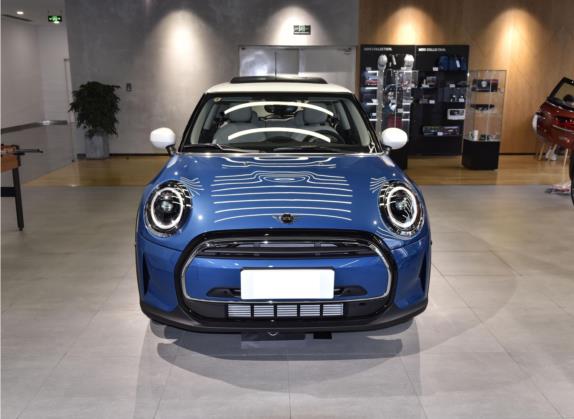 MINI 2022款 改款 1.5T COOPER 艺术家 外观   正前