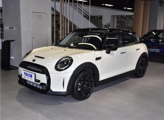 MINI 2022款 改款 2.0T COOPER S 经典派 五门版 外观   头图