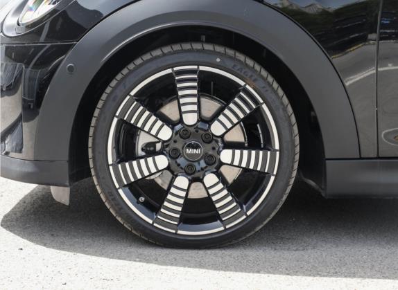 MINI 2022款 改款 2.0T COOPER S CABRIO Sidewalk 其他细节类   前轮