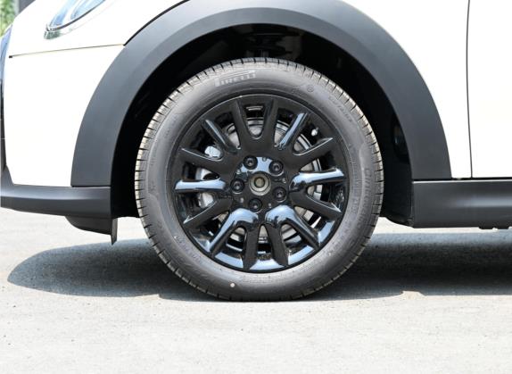 MINI 2023款 1.5T ONE 其他细节类   前轮
