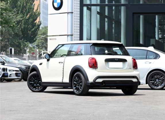 MINI 2023款 1.5T ONE 外观   斜后