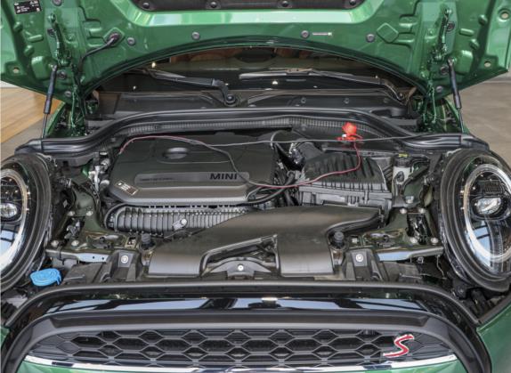 MINI 2023款 2.0T COOPER S 艺术家 其他细节类   发动机舱