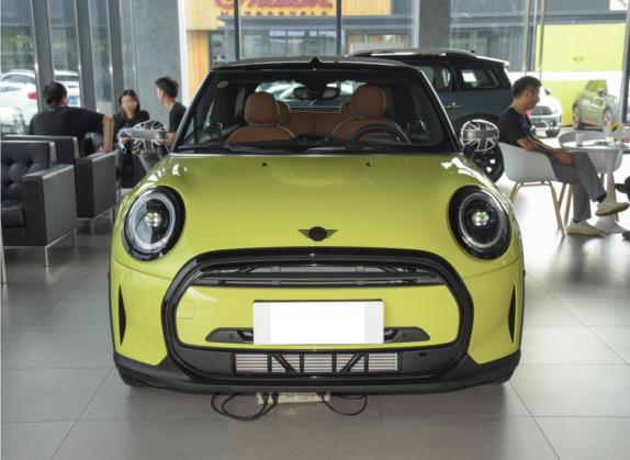 MINI 2023款 1.5T COOPER CABRIO 艺术家 外观   正前