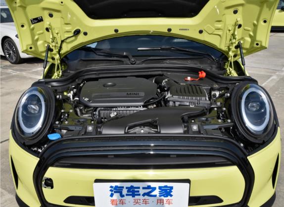 MINI 2023款 改款 1.5T COOPER CABRIO 艺术家 其他细节类   发动机舱