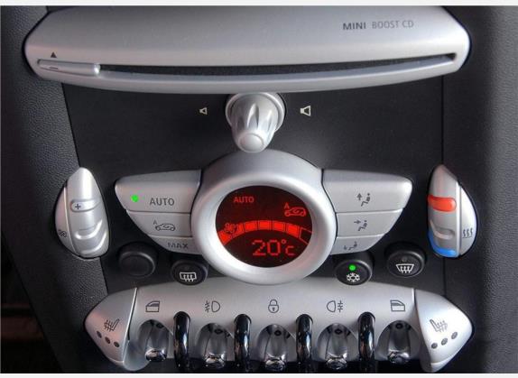 MINI CLUBMAN 2007款 1.6L COOPER Fun 中控类   中控台