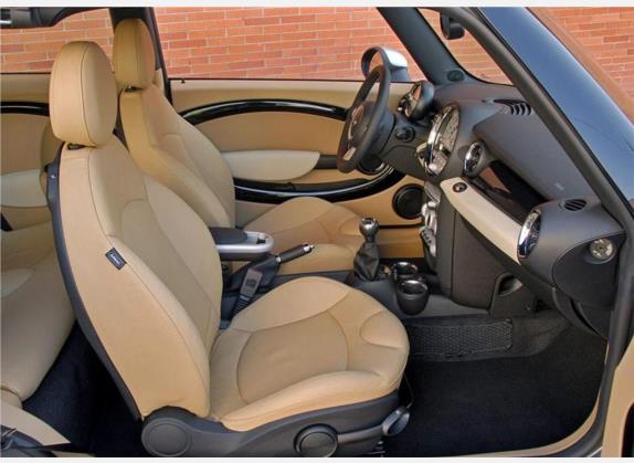MINI CLUBMAN 2007款 1.6L COOPER Fun 车厢座椅   前排空间