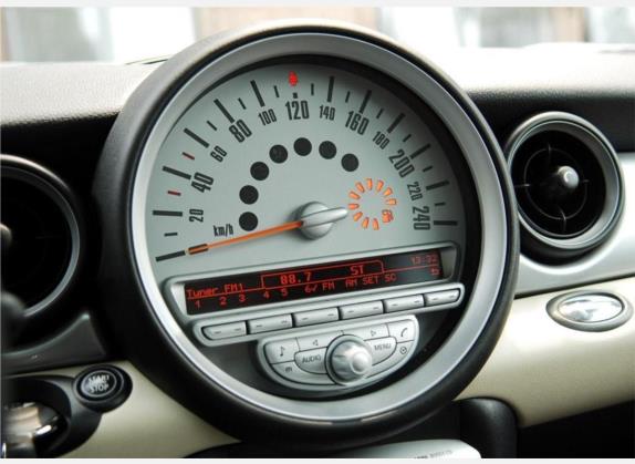 MINI CLUBMAN 2007款 1.6L COOPER Excitement 中控类   仪表盘