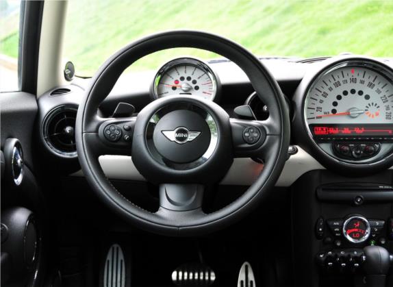 MINI CLUBMAN 2011款 1.6T COOPER S 中控类   驾驶位