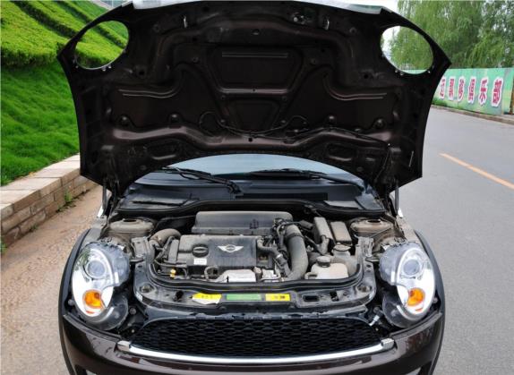 MINI CLUBMAN 2011款 1.6T COOPER S 其他细节类   发动机舱