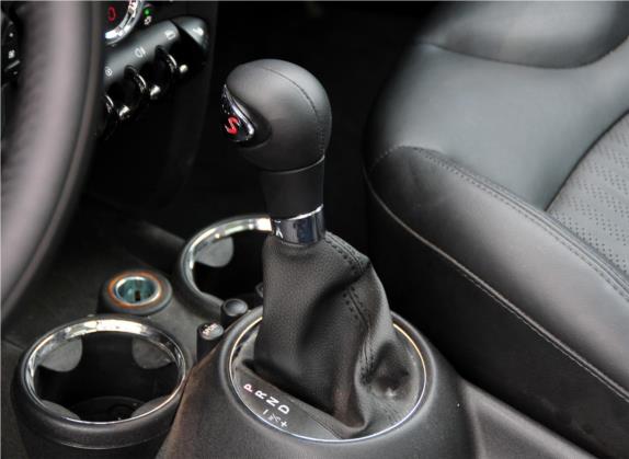 MINI CLUBMAN 2011款 1.6T COOPER S 中控类   挡把