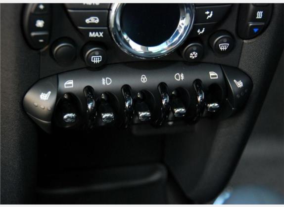 MINI CLUBMAN 2011款 1.6T COOPER S 车厢座椅   门窗控制