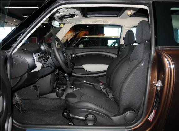 MINI CLUBMAN 2011款 1.6L COOPER Fun 车厢座椅   前排空间