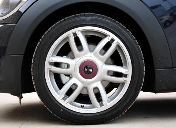 MINI CLUBMAN 2011款 1.6L COOPER Hampton 其他细节类   前轮