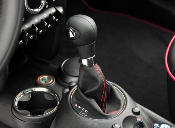 MINI CLUBMAN 2011款 1.6L COOPER Hampton 中控类   挡把
