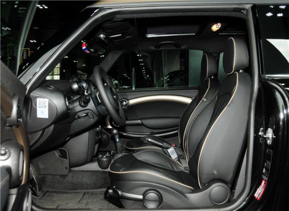 MINI CLUBMAN 2013款 1.6T COOPER S Bond Street 车厢座椅   前排空间