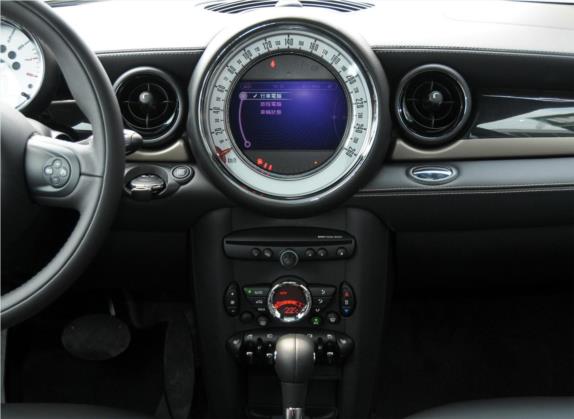 MINI CLUBMAN 2013款 1.6L COOPER Bond Street 中控类   中控台