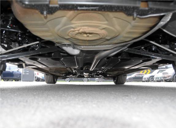 MINI CLUBMAN 2013款 1.6L COOPER Bond Street 其他细节类   后悬架