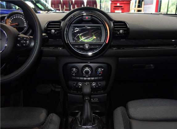 MINI CLUBMAN 2016款 1.5T COOPER 中控类   中控台