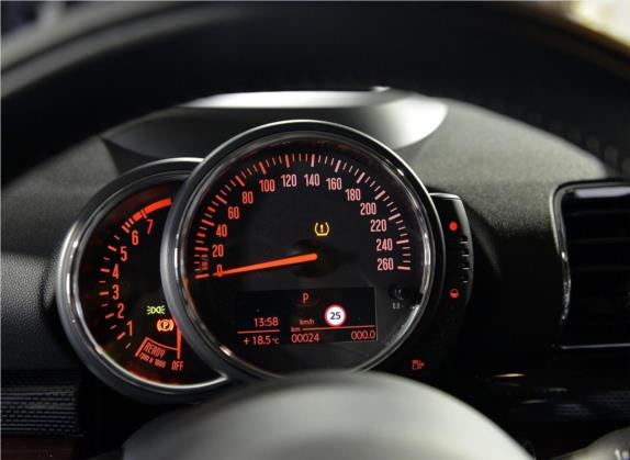 MINI CLUBMAN 2016款 2.0T COOPER S 中控类   仪表盘