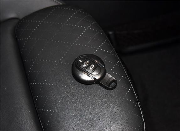 MINI CLUBMAN 2016款 改款 1.5T COOPER 鉴赏家版 其他细节类   钥匙