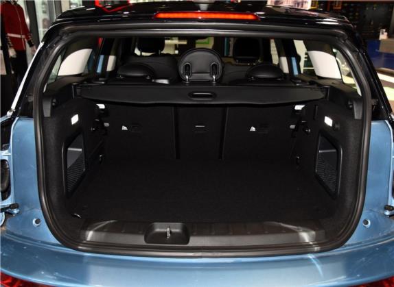 MINI CLUBMAN 2016款 改款 1.5T COOPER 鉴赏家版 车厢座椅   后备厢