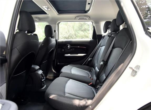 MINI CLUBMAN 2016款 改款 2.0T COOPER S 极客版 车厢座椅   后排空间