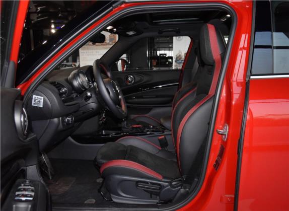 MINI CLUBMAN 2018款 1.5T COOPER 赛车手 车厢座椅   前排空间