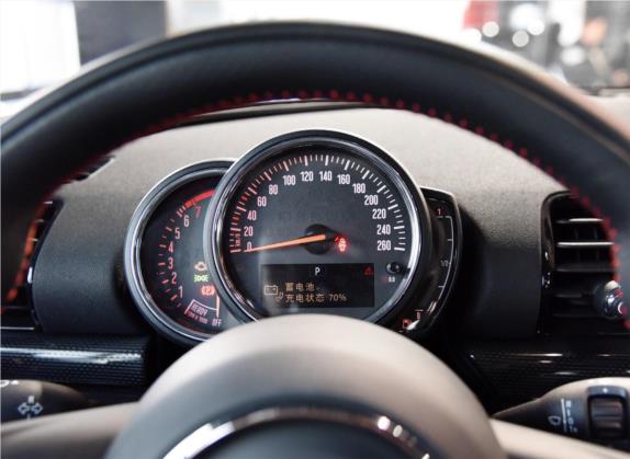 MINI CLUBMAN 2018款 1.5T COOPER 赛车手 中控类   仪表盘