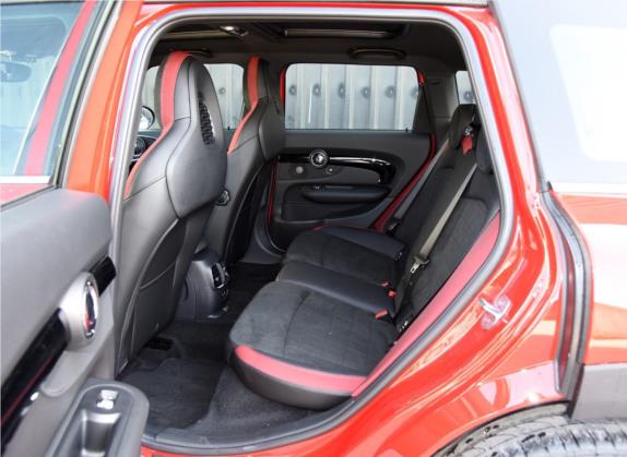 MINI CLUBMAN 2018款 2.0T COOPER S 赛车手 车厢座椅   后排空间