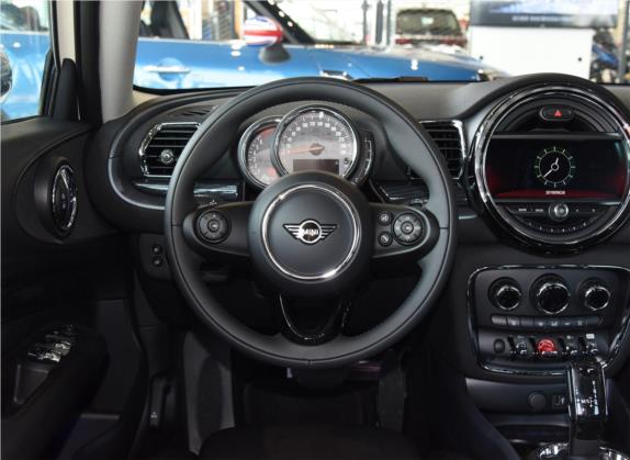 MINI CLUBMAN 2019款 1.5T COOPER 中控类   驾驶位
