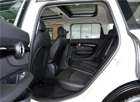 MINI CLUBMAN 2019款 1.5T COOPER 车厢座椅   后排空间