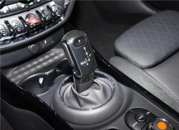 MINI CLUBMAN 2019款 1.5T COOPER 鉴赏家 中控类   挡把