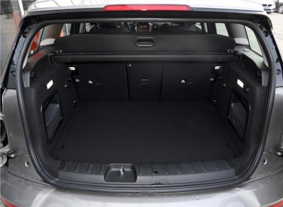MINI CLUBMAN 2019款 1.5T ONE 车厢座椅   后备厢