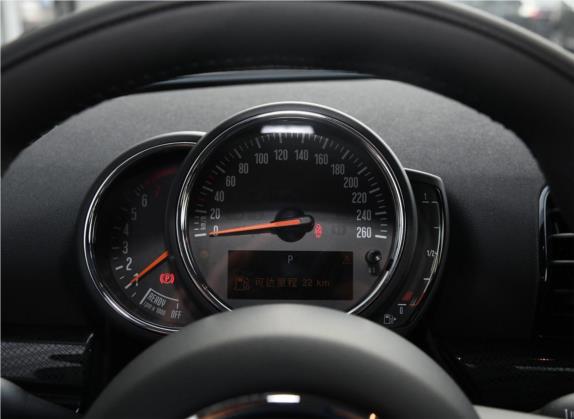MINI CLUBMAN 2019款 1.5T ONE 中控类   仪表盘