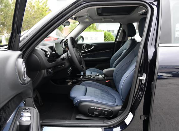 MINI CLUBMAN 2021款 1.5T COOPER 鉴赏家 车厢座椅   前排空间