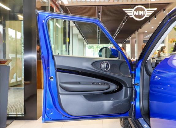 MINI CLUBMAN 2021款 1.5T ONE 车厢座椅   前门板