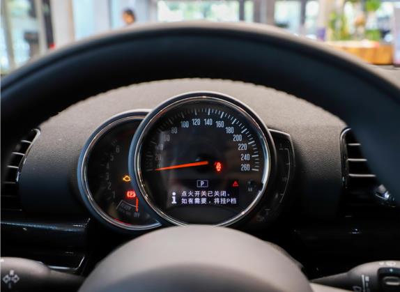 MINI CLUBMAN 2021款 1.5T ONE 中控类   仪表盘