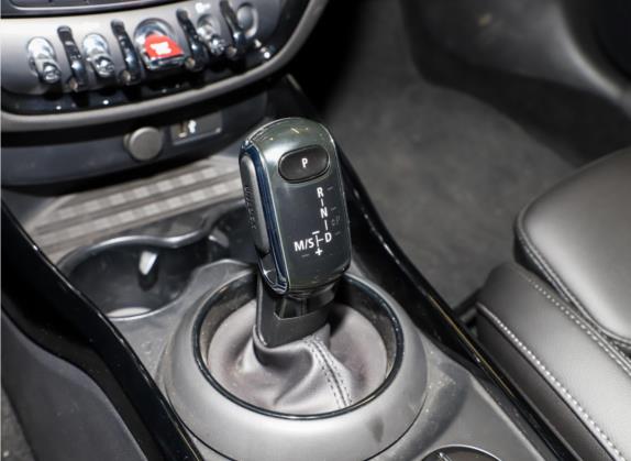 MINI CLUBMAN 2021款 1.5T ONE 中控类   挡把