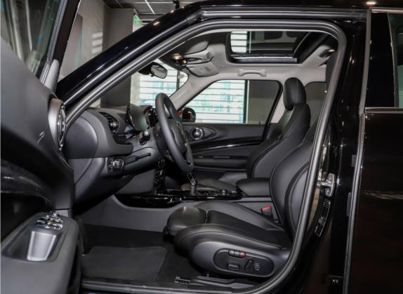 MINI CLUBMAN 2021款 1.5T COOPER 车厢座椅   前排空间