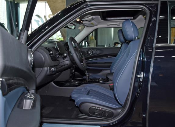 MINI CLUBMAN 2022款 1.5T COOPER 鉴赏家 车厢座椅   前排空间